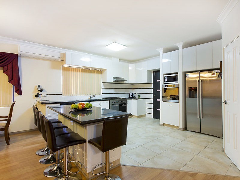 46 Warrida Way, Maddington WA 6109