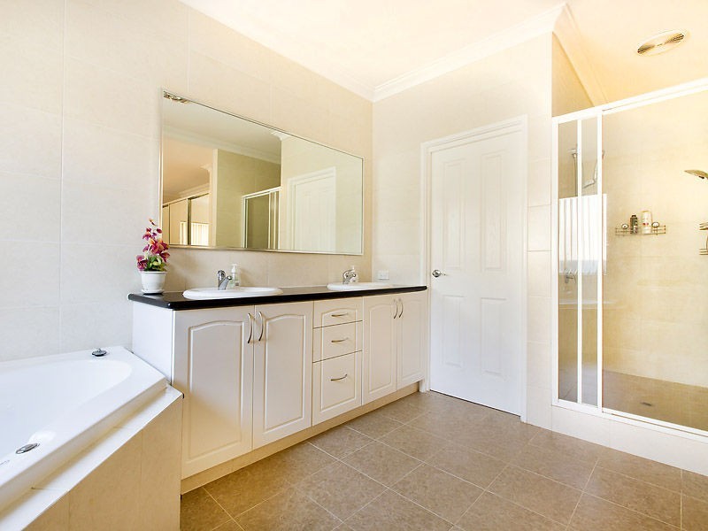 46 Warrida Way, Maddington WA 6109