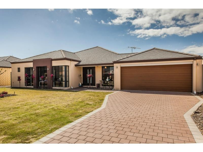 33 Caterpillar Road, Success WA 6164