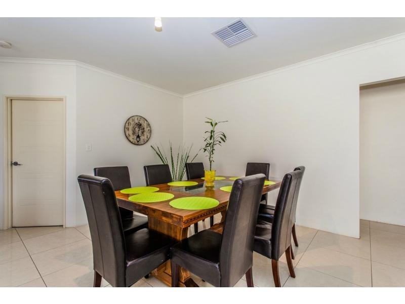 33 Caterpillar Road, Success WA 6164