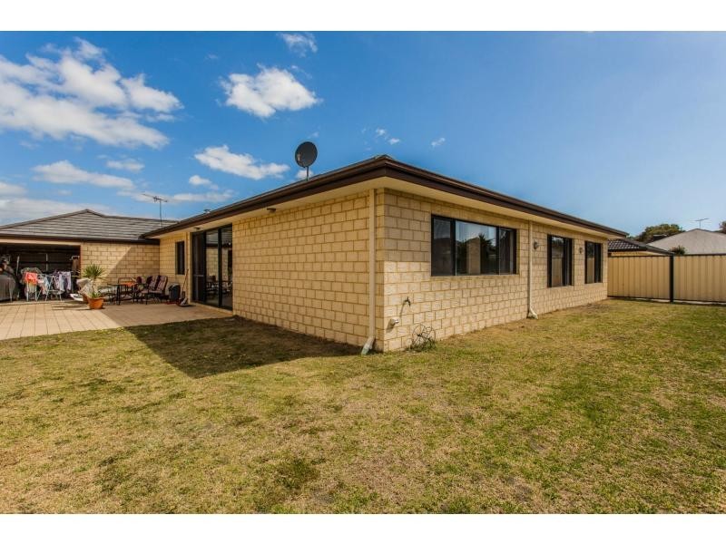 33 Caterpillar Road, Success WA 6164