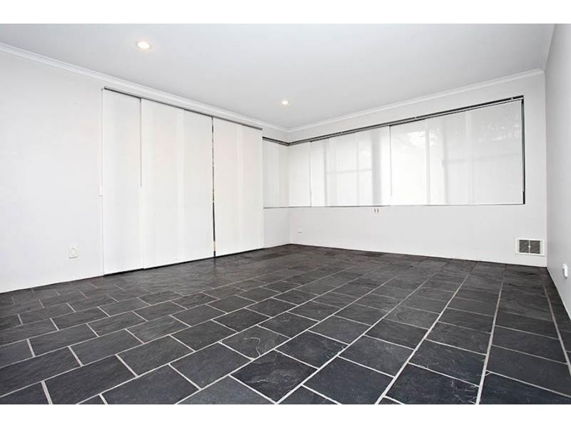 20 Jubaea Court, Canning Vale WA 6155