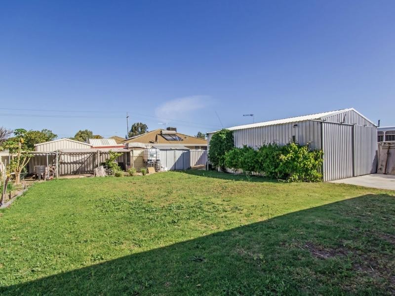 57 Jecks Street, Rockingham WA 6168