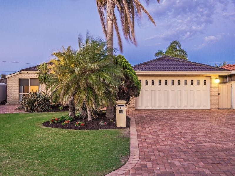 8 Alfred Close, Safety Bay WA 6169