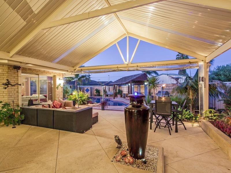 8 Alfred Close, Safety Bay WA 6169