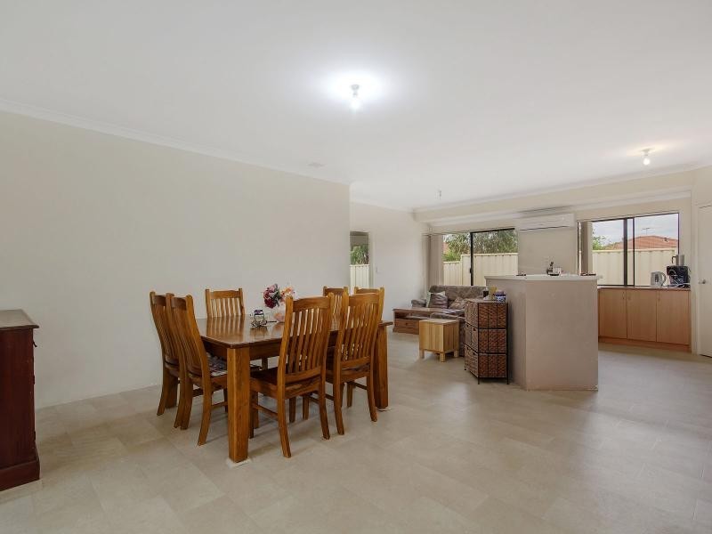 2 Belmont Close, Port Kennedy WA 6172