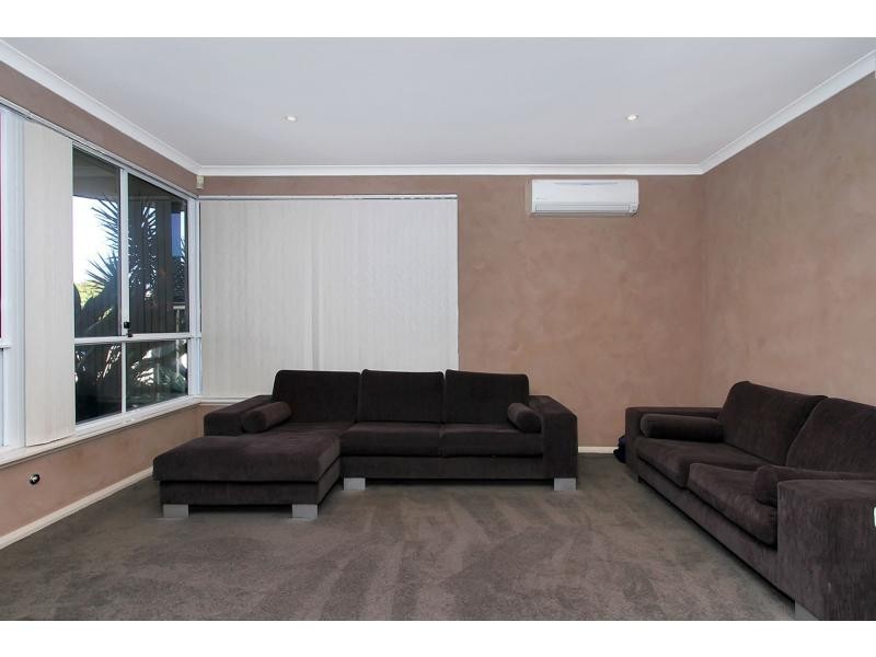 10 Twin View, Swan View WA 6056