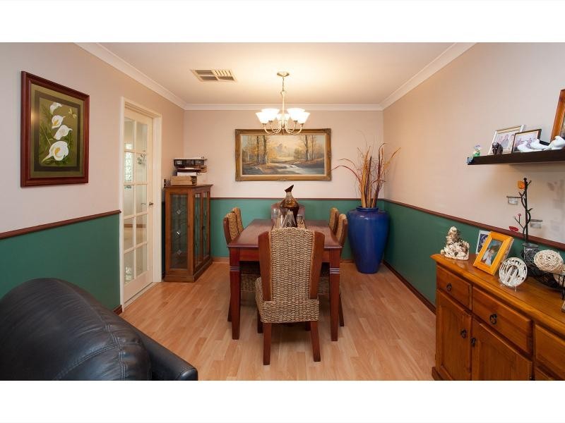 18 Indiana Way, Hocking WA 6065