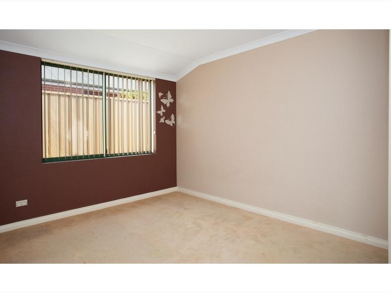 18 Indiana Way, Hocking WA 6065