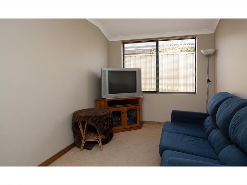 18 Indiana Way, Hocking WA 6065