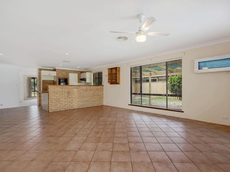 49 Hennessy Way, Rockingham WA 6168