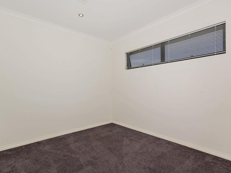 8/15 Benjamin Way, Rockingham WA 6168