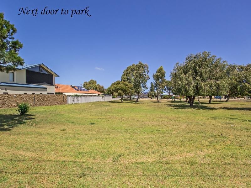 8/15 Benjamin Way, Rockingham WA 6168