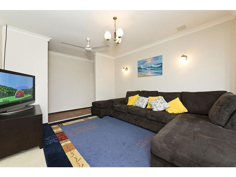 11 Tana Court, Waikiki WA 6169