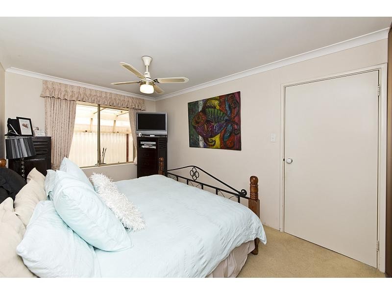 11 Tana Court, Waikiki WA 6169