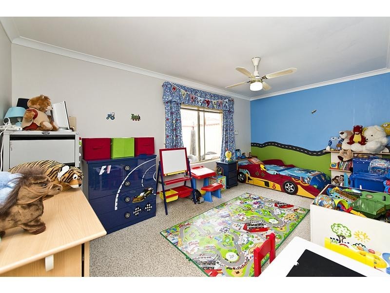 11 Tana Court, Waikiki WA 6169