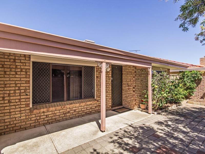 35 Waikiki Road, Safety Bay WA 6169