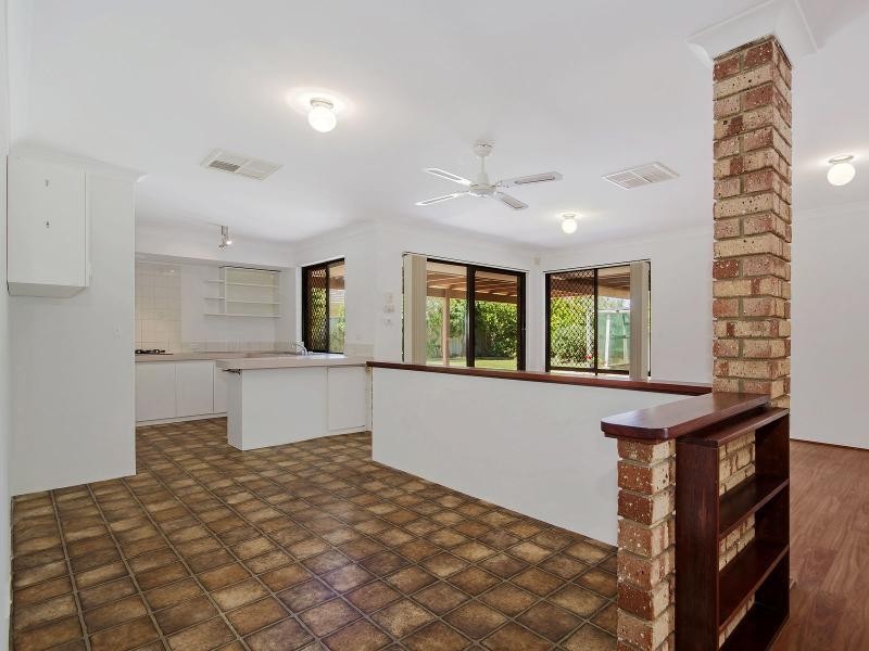 35 Waikiki Road, Safety Bay WA 6169