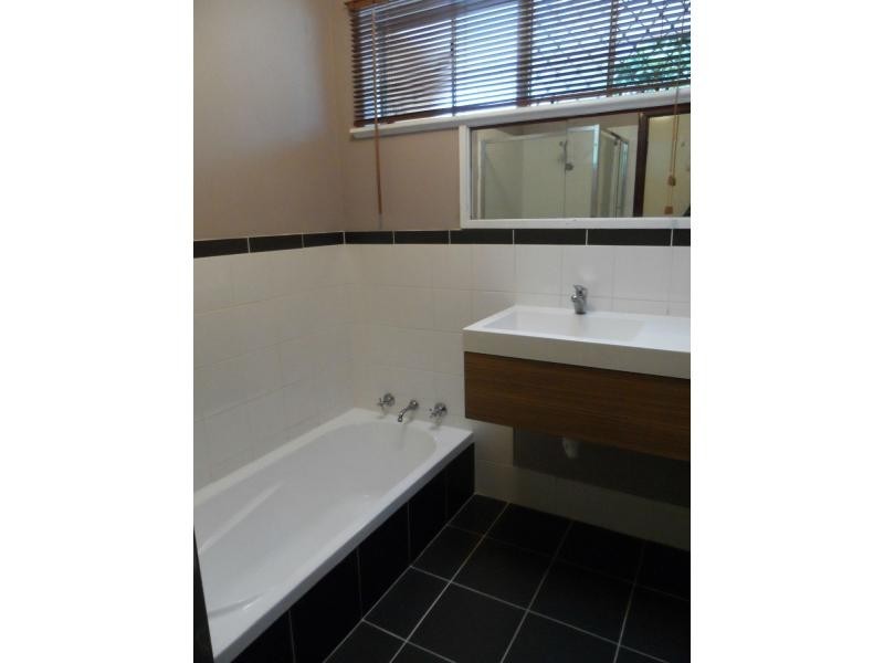 18 Calume Street, Hillman WA 6168