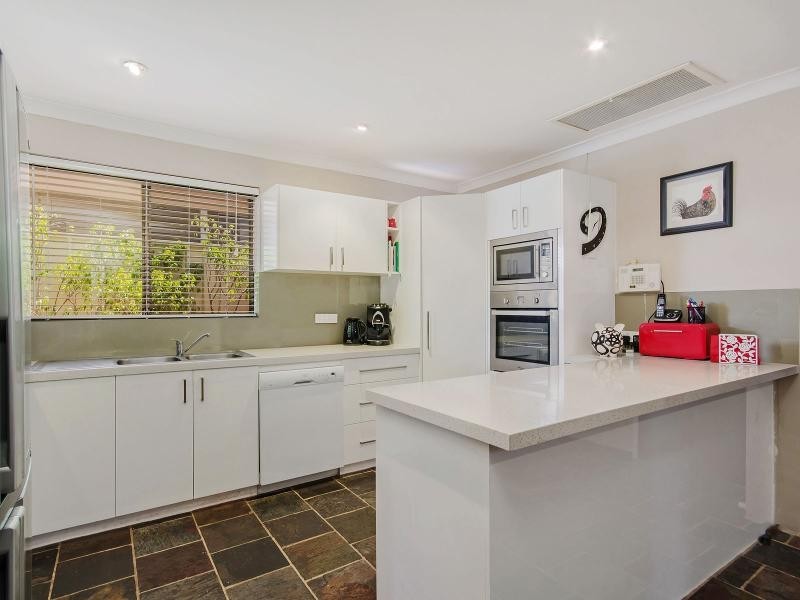 47 Donald Drive, Safety Bay WA 6169