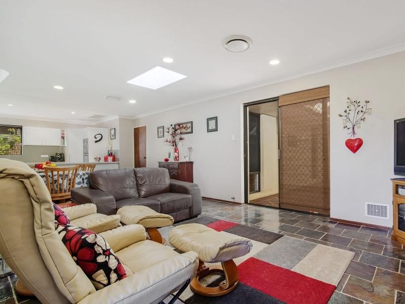 47 Donald Drive, Safety Bay WA 6169