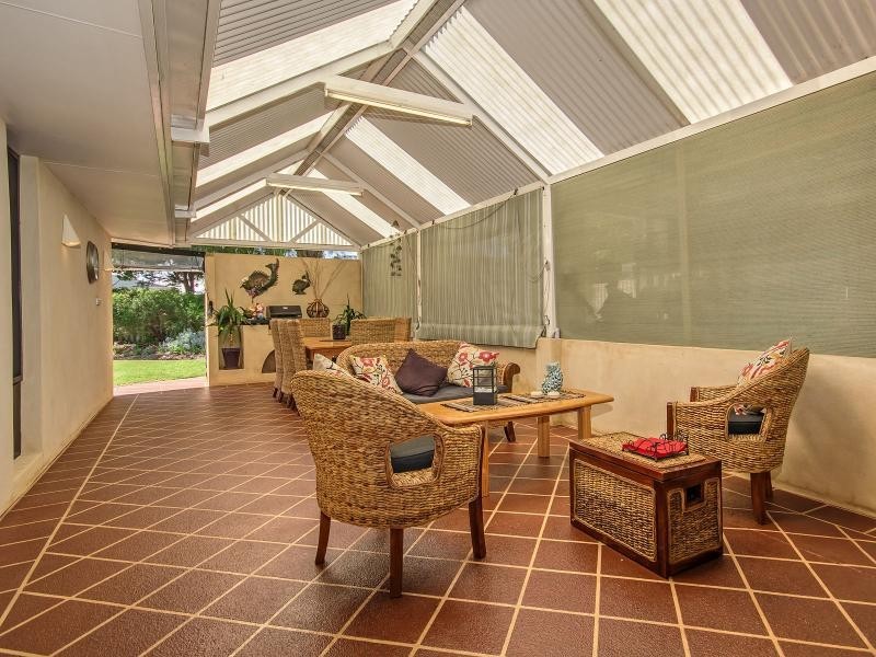 47 Donald Drive, Safety Bay WA 6169