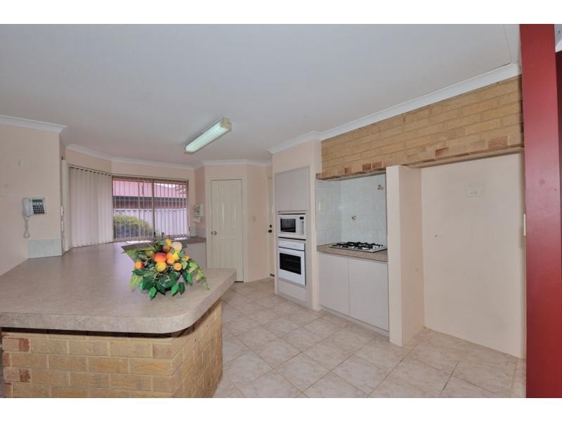 5 Benalla Place, Rockingham WA 6168