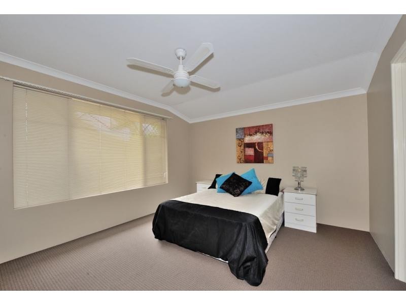 5 Benalla Place, Rockingham WA 6168