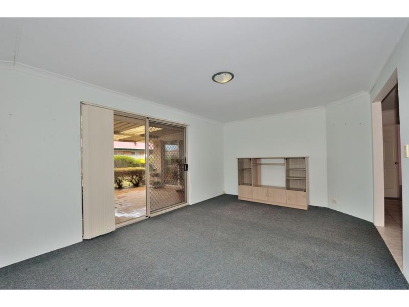 5 Benalla Place, Rockingham WA 6168