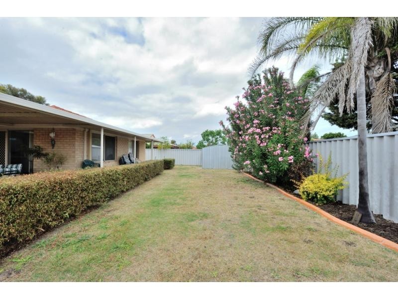 5 Benalla Place, Rockingham WA 6168