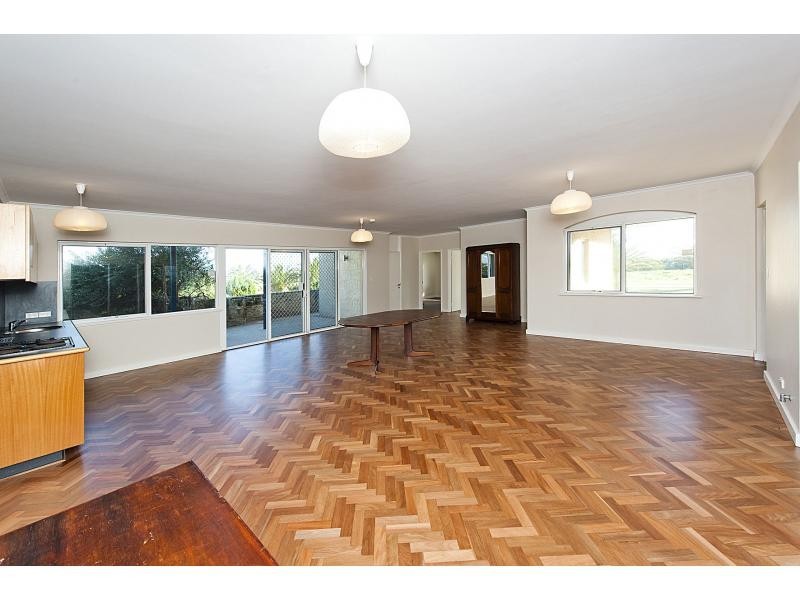 2 Orlando Boulevard, Secret Harbour WA 6173