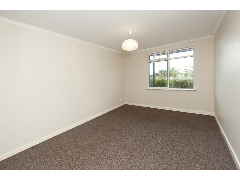 2 Orlando Boulevard, Secret Harbour WA 6173