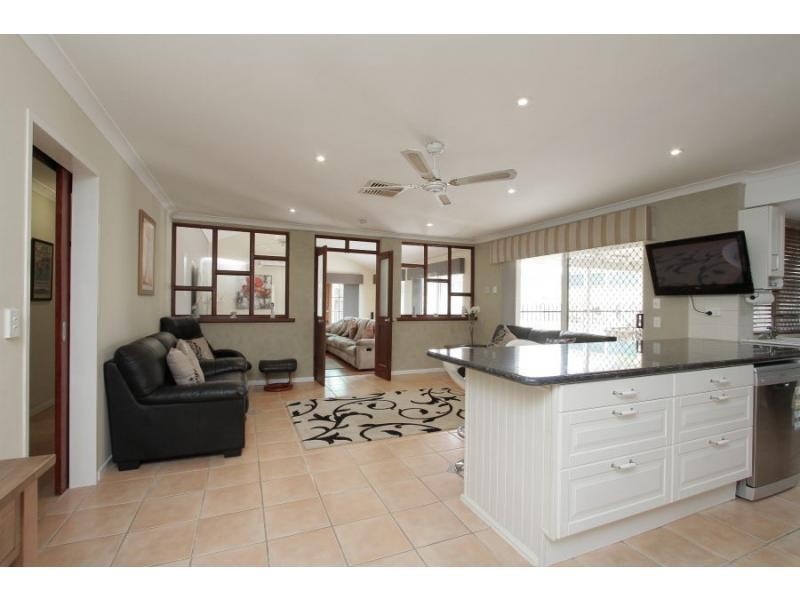 28 Ruffian Loop, Willetton WA 6155