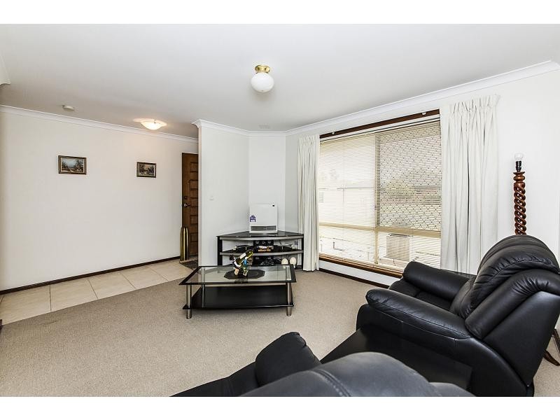 4 Chusan Court, Warnbro WA 6169