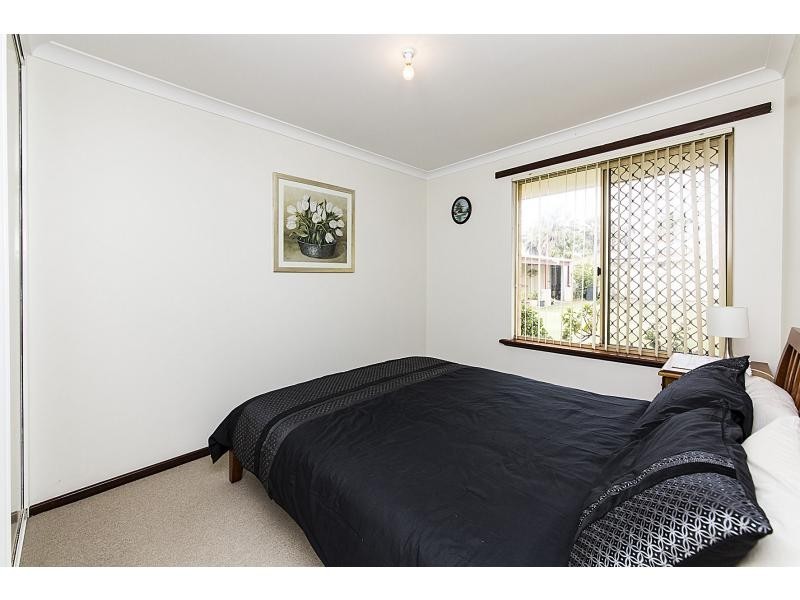 4 Chusan Court, Warnbro WA 6169