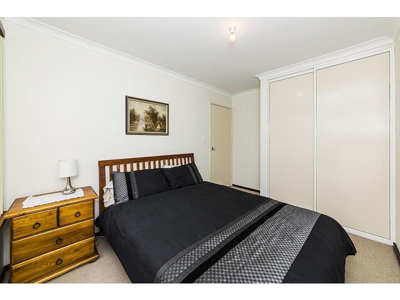 4 Chusan Court, Warnbro WA 6169
