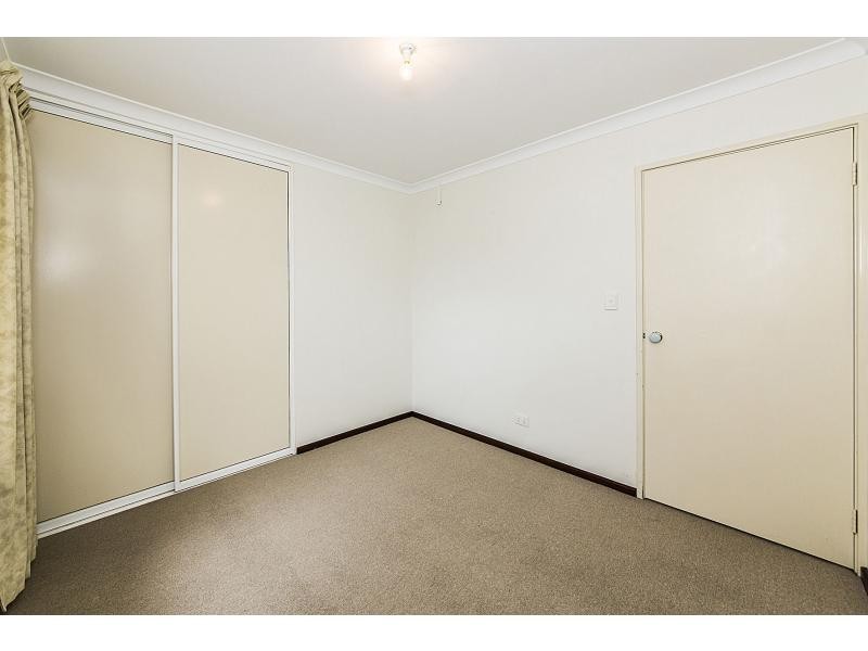 4 Chusan Court, Warnbro WA 6169