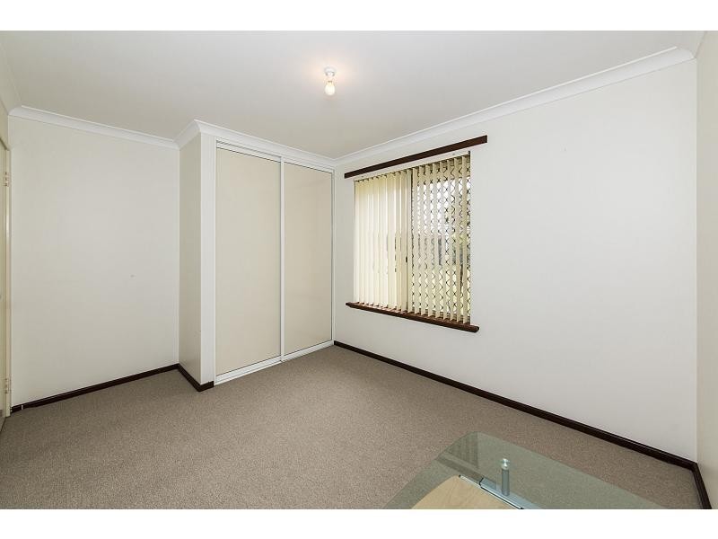 4 Chusan Court, Warnbro WA 6169
