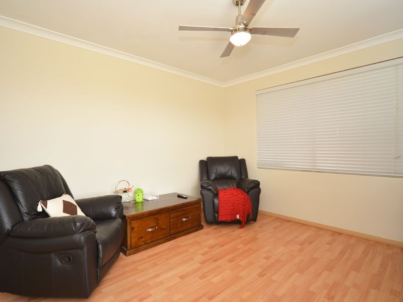 50 Lithgow Drive, Clarkson WA 6030