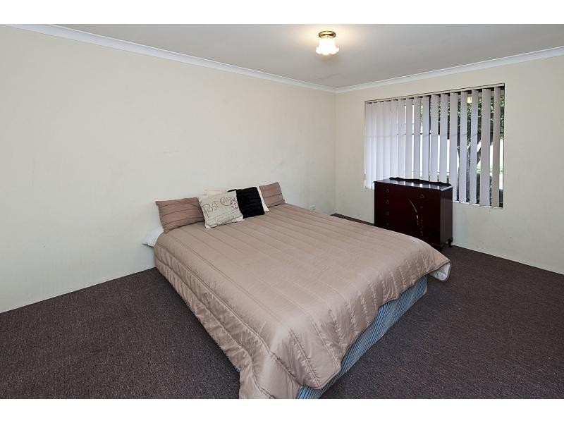 5/2 Redbud Mews, Cooloongup WA 6168