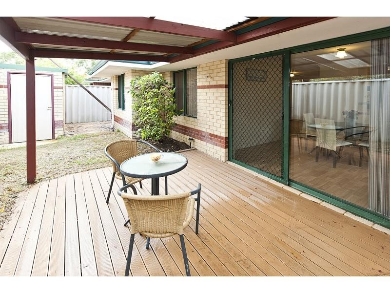 5/2 Redbud Mews, Cooloongup WA 6168