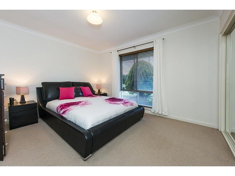 62 Cook Avenue, Hillarys WA 6025