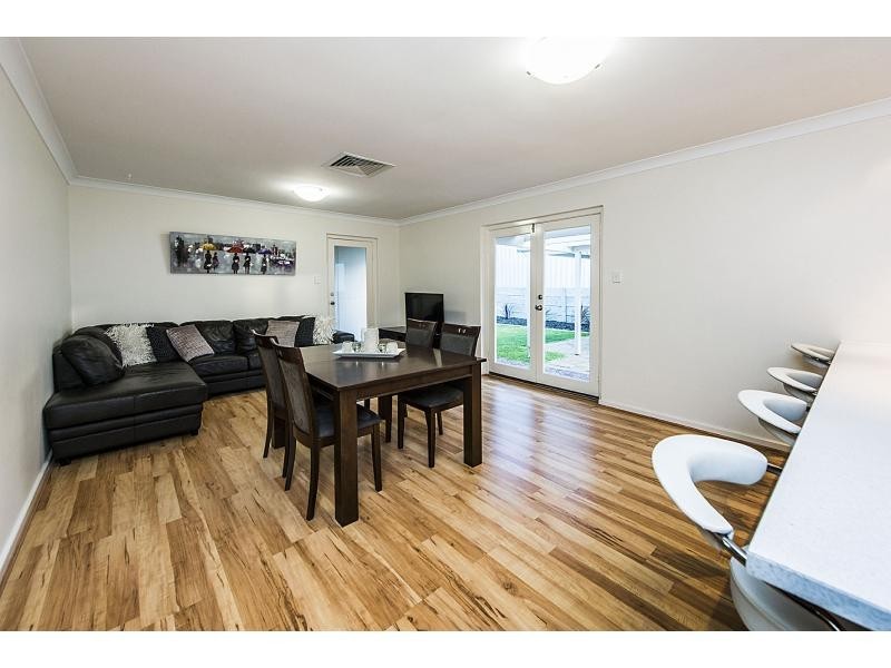 62 Cook Avenue, Hillarys WA 6025