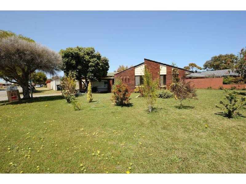 1 Grenada Place, Safety Bay WA 6169