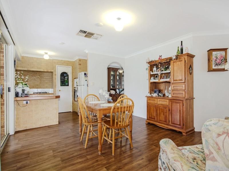 98b The Avenue, Warnbro WA 6169