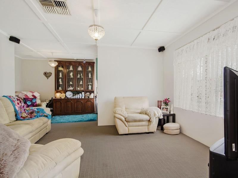 98b The Avenue, Warnbro WA 6169