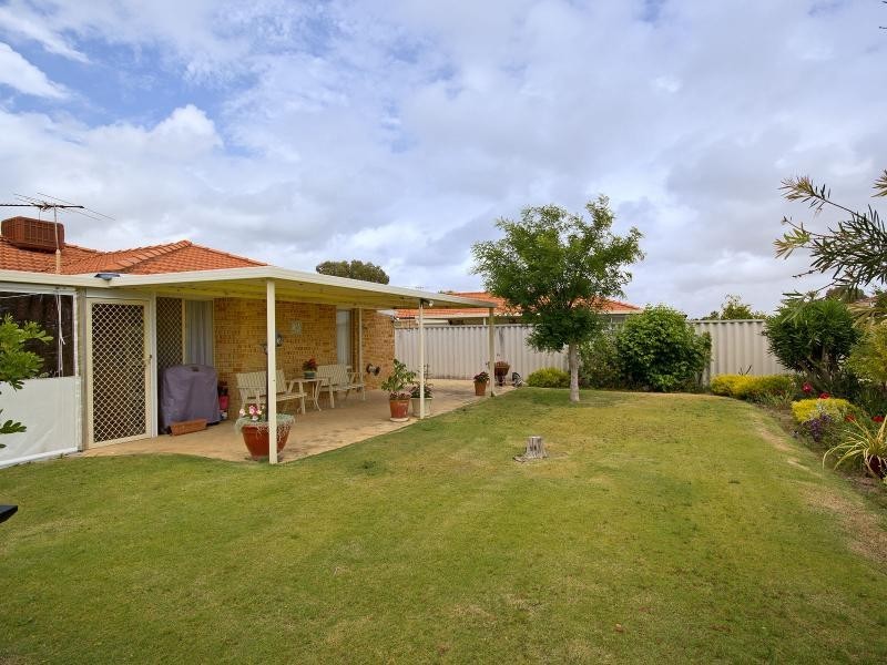 98b The Avenue, Warnbro WA 6169