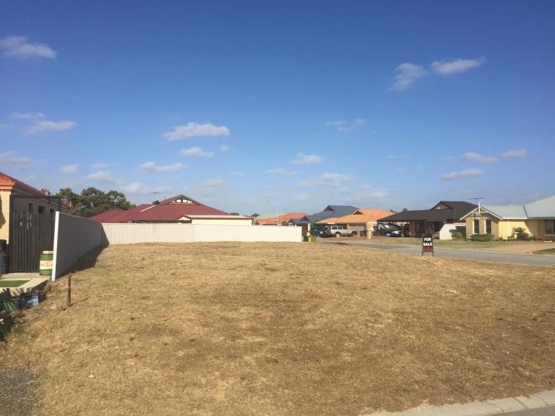 19 Logwood Avenue, Port Kennedy WA 6172