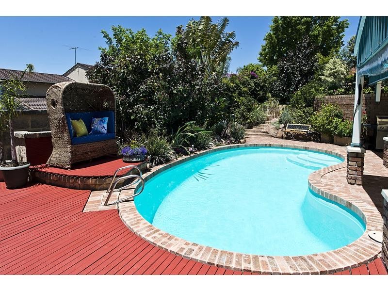 3 Penno Court, Leeming WA 6149