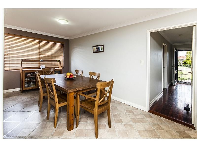 36 Cumberland Way, Waikiki WA 6169